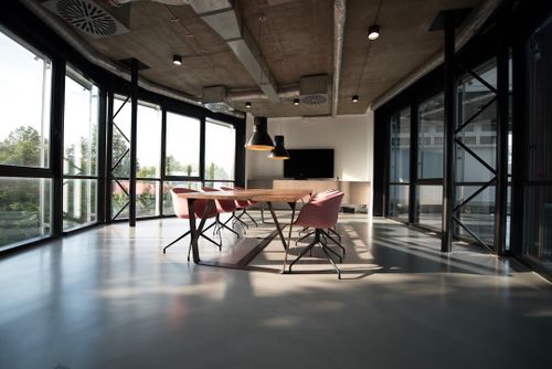 photo-of-dining-table-and-chairs-inside-room-eHD8Y1Znfpk.jpg